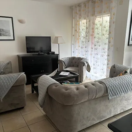 Apartment Superbe En Hyper Centre, Proche
