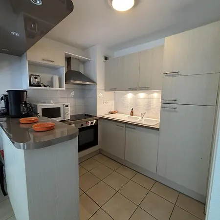 Superbe En Hyper Centre, Proche Plage, Linge Et Menage Inclus Апартаменты *